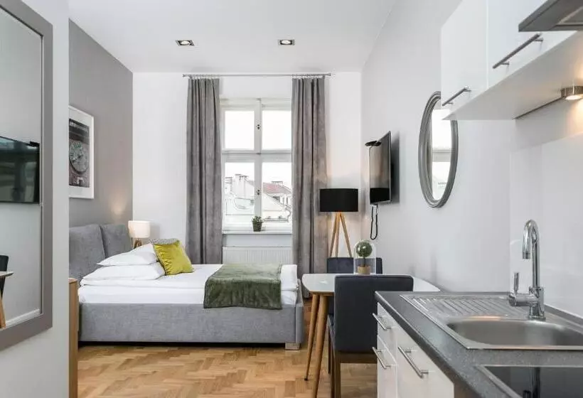 Superior studio with view, Venetian House Market Square Apart