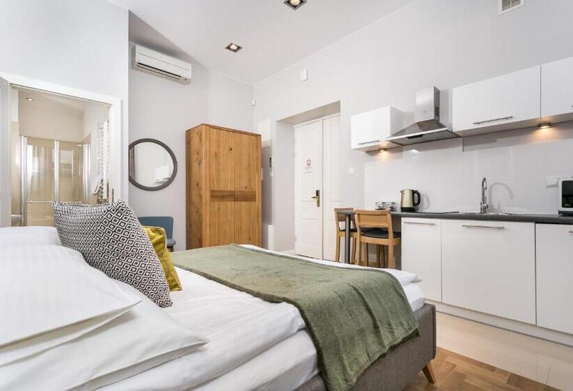 חדר סטנדרט, Venetian House Market Square Apart