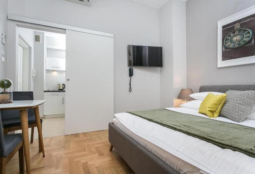 חדר סטנדרט, Venetian House Market Square Apart