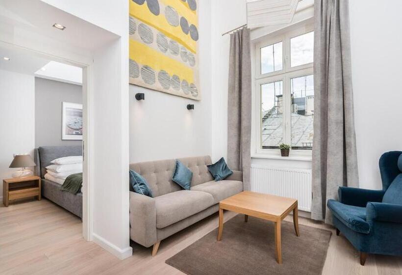 סוויטת דופלקס, Venetian House Market Square Apart