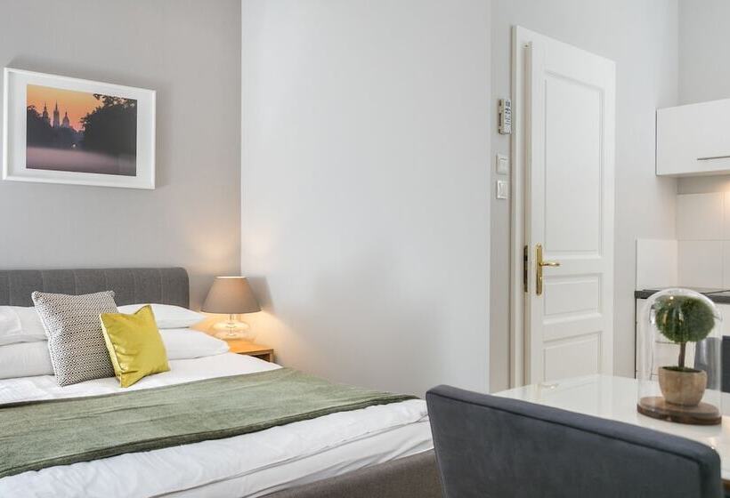 חדר סטנדרט, Venetian House Market Square Apart