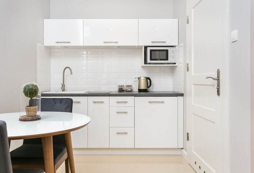 חדר סופריור, Venetian House Market Square Apart