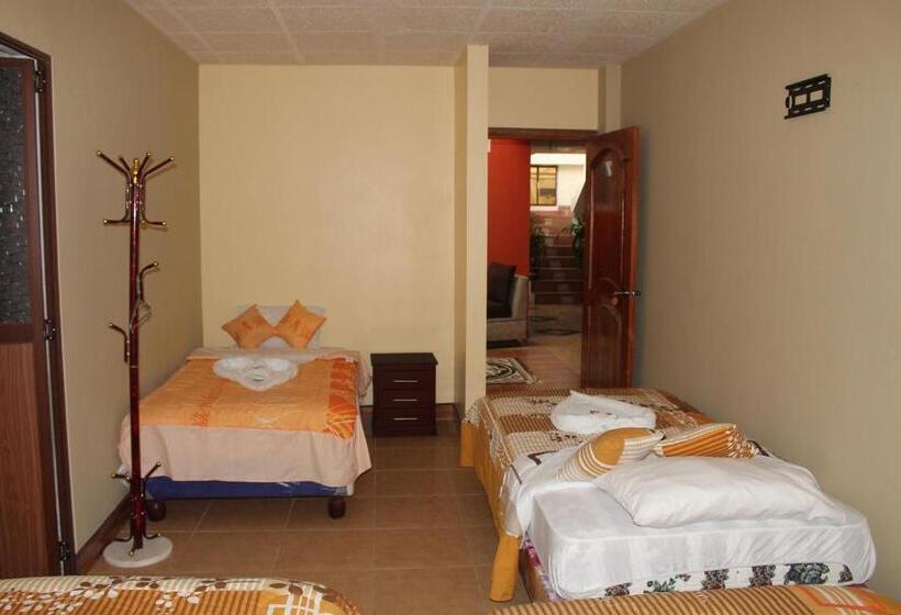 غرفة قياسية رباعية, Flor Del Campo