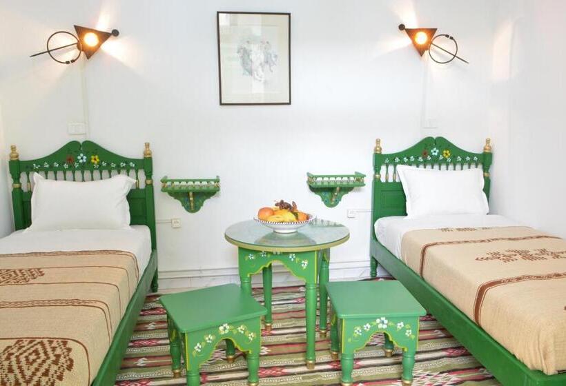 اتاق استاندارد یک نفره, Dar Ya