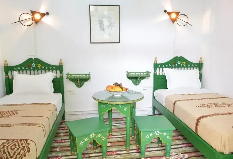 اتاق استاندارد, Dar Ya