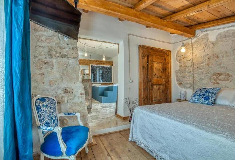 ویلای یک اتاق خوابه با استخر شنا, Trulli Terra Magica