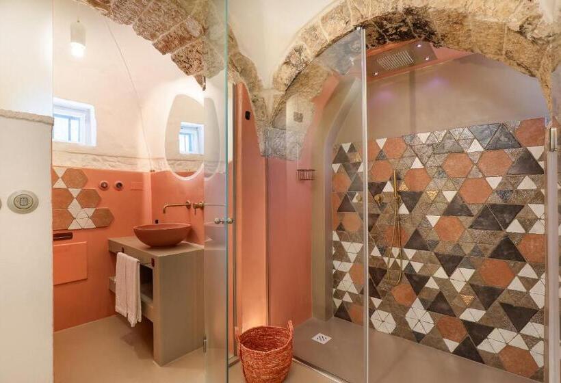 ویلای یک اتاق خوابه با استخر شنا, Trulli Terra Magica