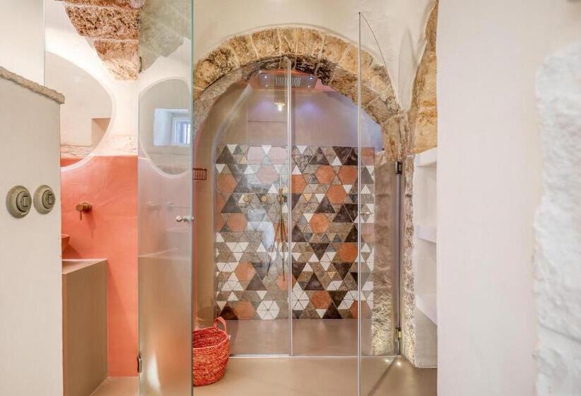 ویلای یک اتاق خوابه با استخر شنا, Trulli Terra Magica