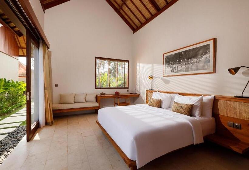 Вилла 3 Спальни с Бассейном, Amarta Beach Retreat By Nakula