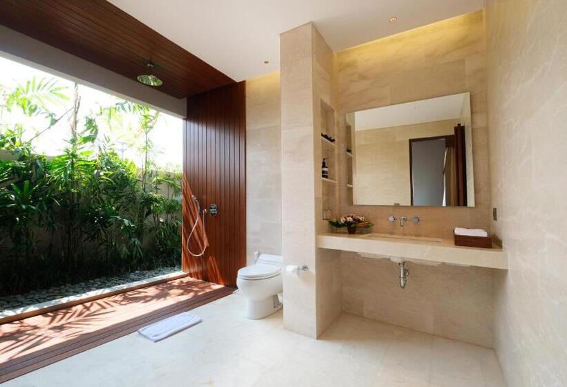 Вилла 3 Спальни с Бассейном, Amarta Beach Retreat By Nakula