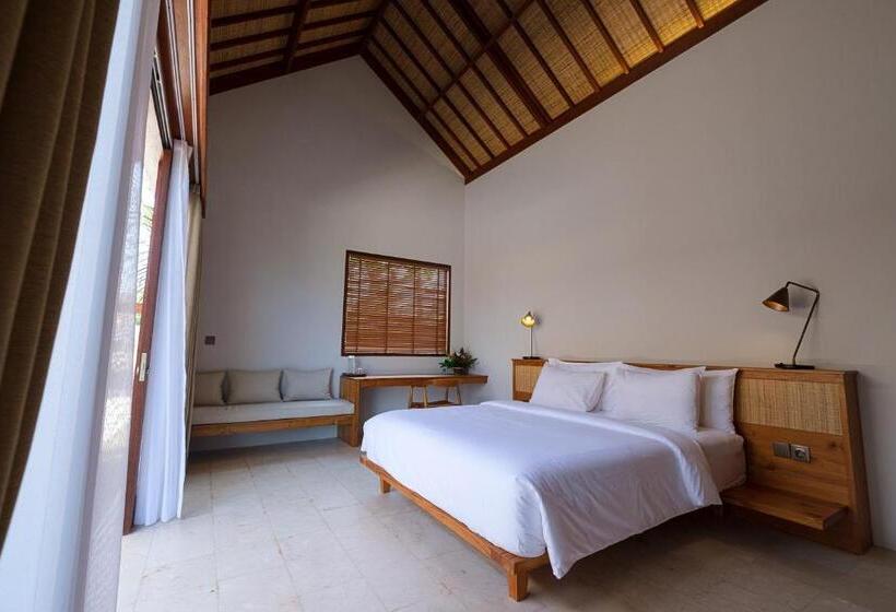 Вилла 3 Спальни с Бассейном, Amarta Beach Retreat By Nakula