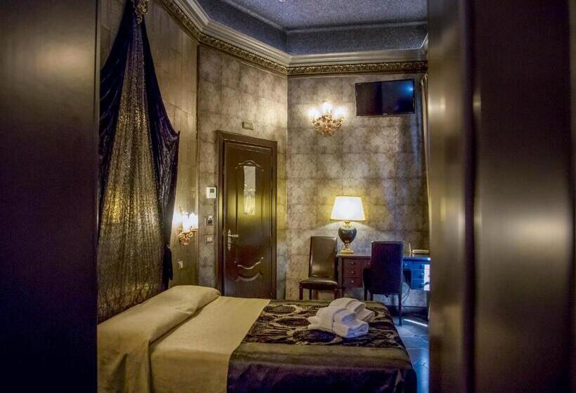 اتاق استاندارد, Antica Dimora Delle Cinque Lune