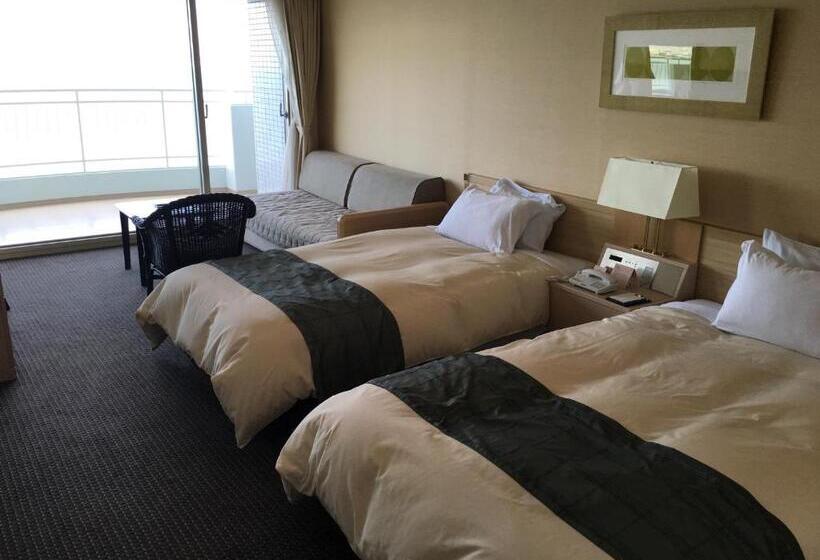 חדר סטנדרט לשלושה, Harvest Nankitanabe