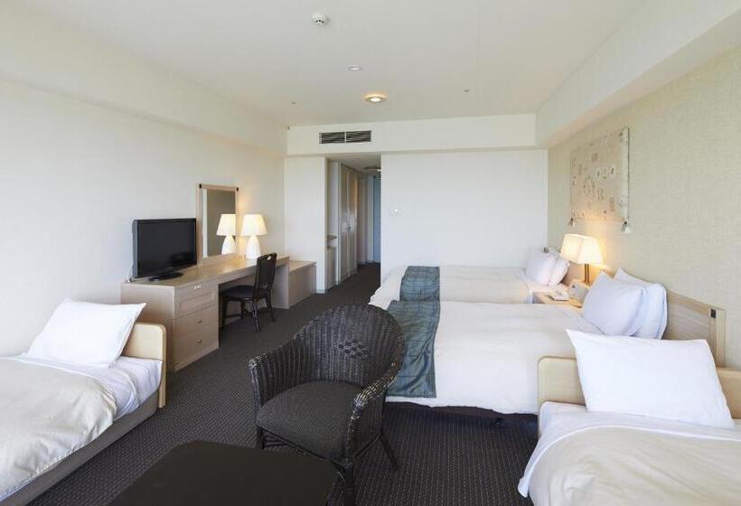 חדר סטנדרט לשלושה, Harvest Nankitanabe