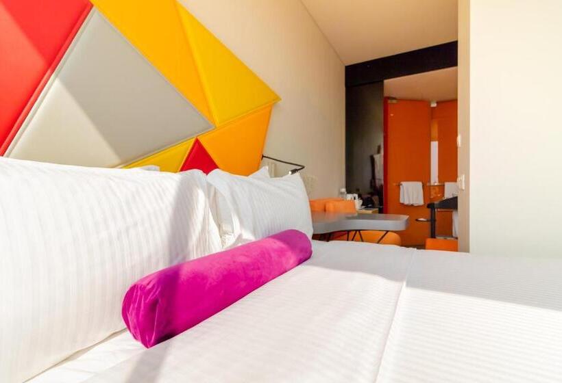 Standard Room, Ibis Styles Singapore On Macpherson