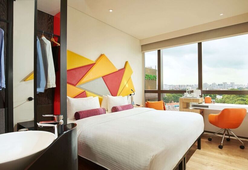 Standard Room Double Bed, Ibis Styles Singapore On Macpherson