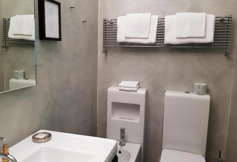 غرفة قياسية, Ma