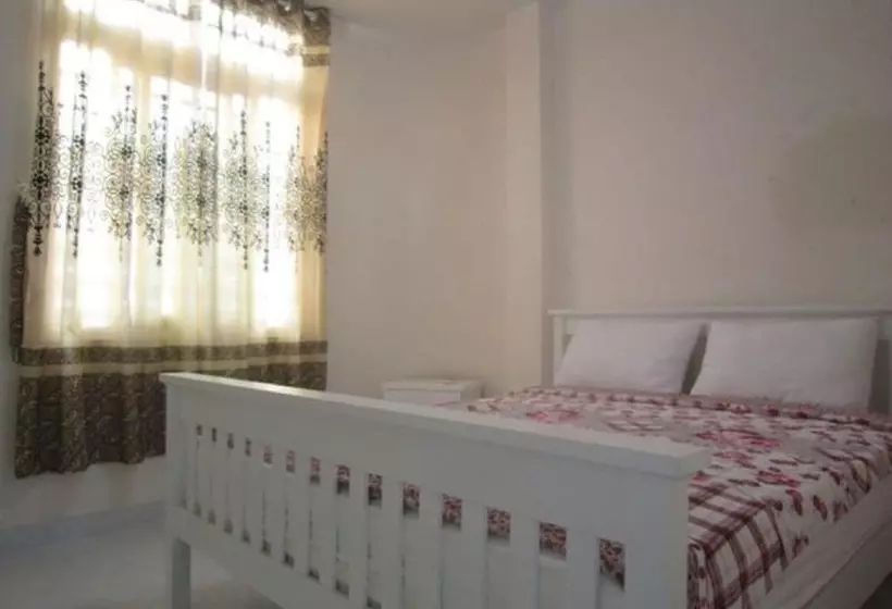 اتاق استاندارد, Saigon Inn