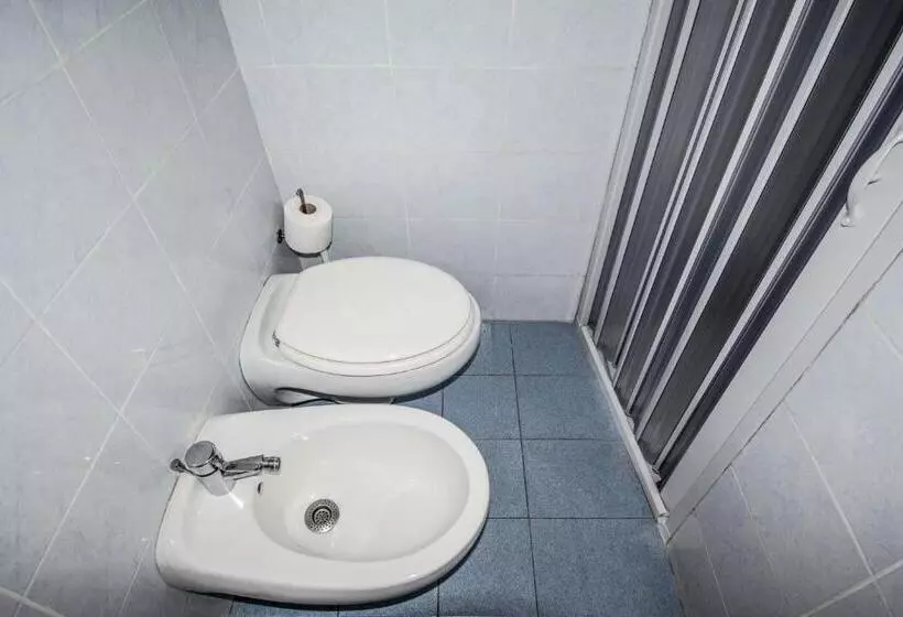 اتاق کلاسیک یک تخته, San Pietro Chiavari