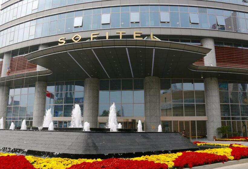 غرفة ديلوكس سرير كينج مطلة على المدينة, Sofitel Lianyungang Suning