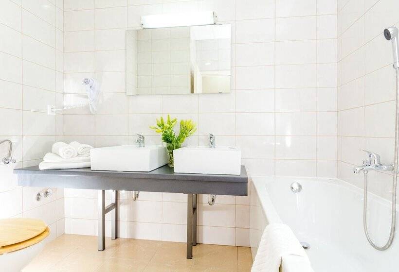 חדר דלוקס, Split Inn By President