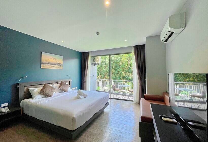 Номер Superior, The Blue Hotel   Sha Plus