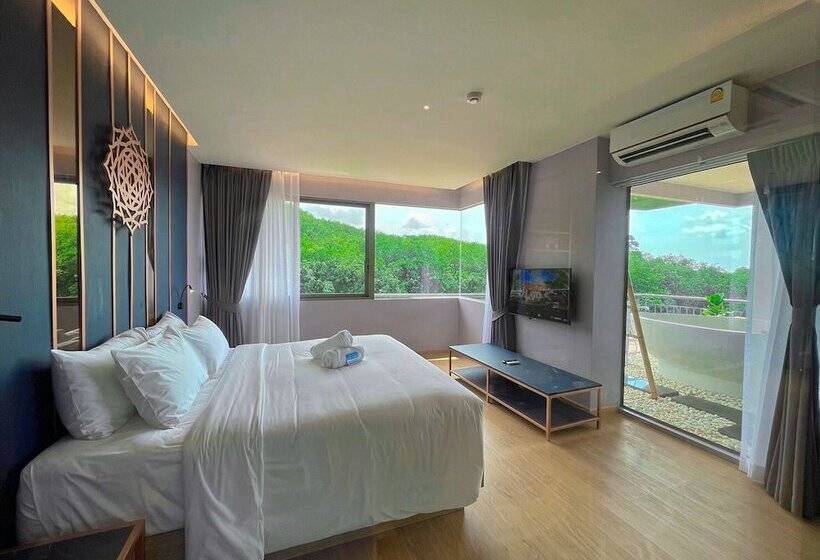 디럭스 스위트, The Blue Hotel   Sha Plus