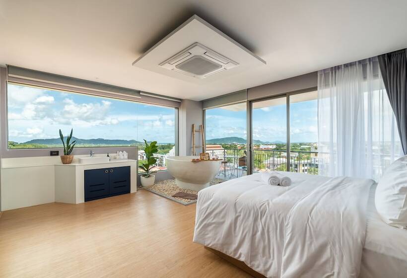 패밀리 스위트, The Blue Hotel   Sha Plus