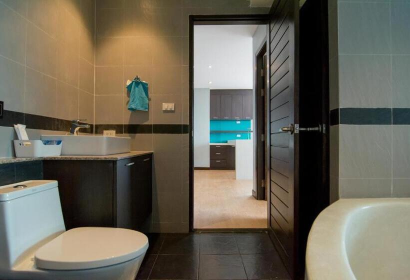 Номер Deluxe, The Blue Hotel   Sha Plus