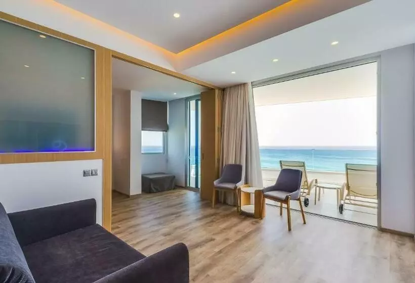 Suite Sea View
