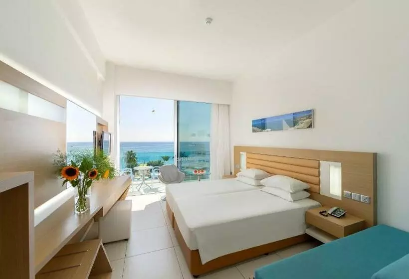 Standard Room Sea View