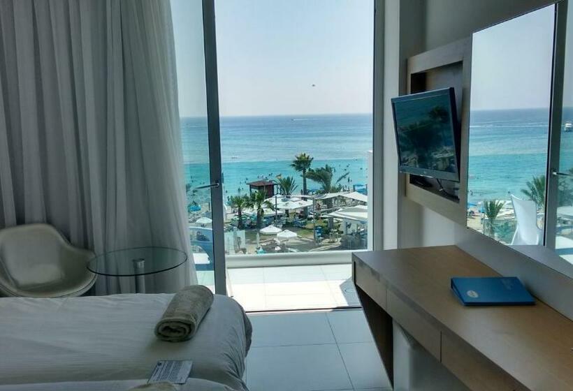 Номер Стандарт Вид на Море, Vrissaki Beach
