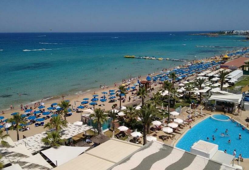 Номер Стандарт Вид на Море, Vrissaki Beach