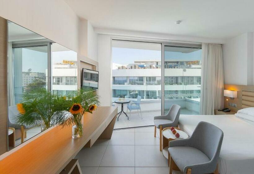 Номер Стандарт Боковой Вид на Море, Vrissaki Beach