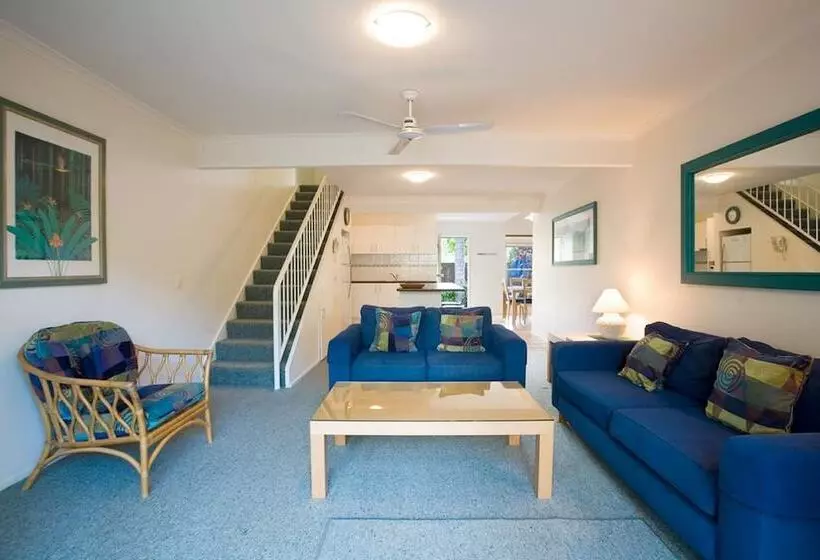 2 Bedroom Apartment Pool View, Skippers Cove Waterfront Resort