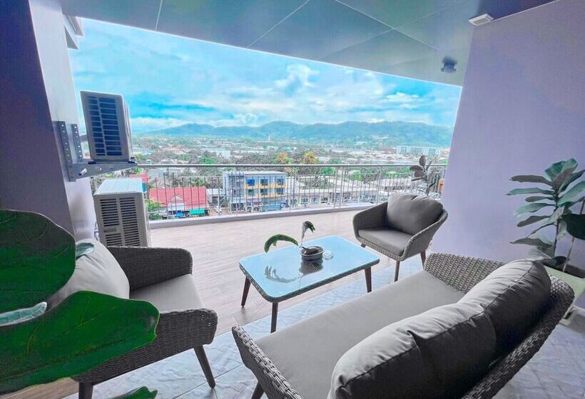 패밀리 스위트, The Blue Hotel   Sha Plus