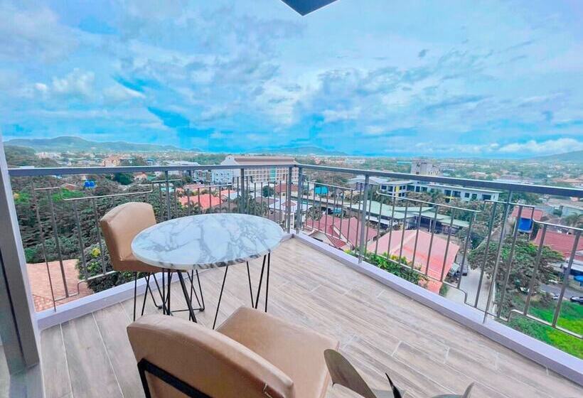 패밀리 스위트, The Blue Hotel   Sha Plus