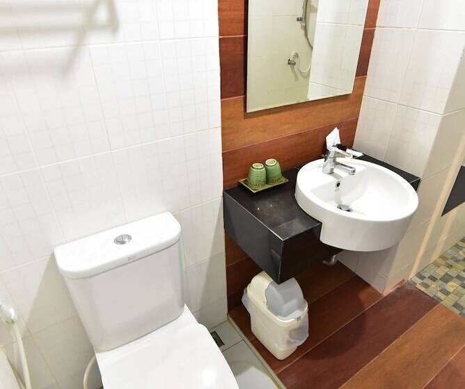 バルコニー付きデラックスルーム, The Breeze Lipe Resort