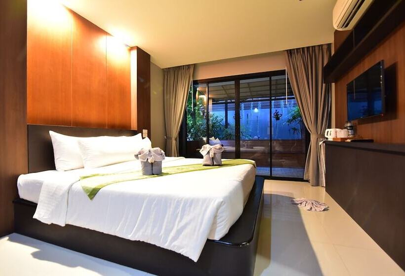 バルコニー付きデラックスルーム, The Breeze Lipe Resort