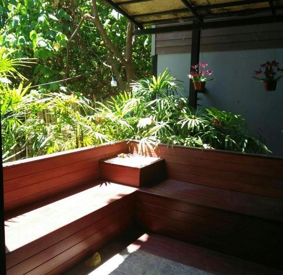 バルコニー付きデラックスルーム, The Breeze Lipe Resort