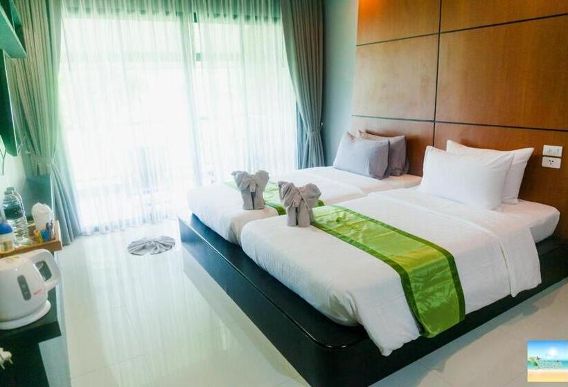 Номер Deluxe Вид на Сад, The Breeze Lipe Resort