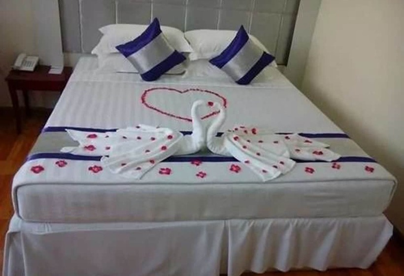 اتاق لوکس, The Hotel 78