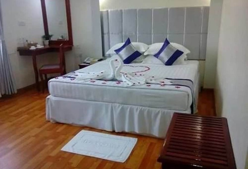 اتاق لوکس, The Hotel 78