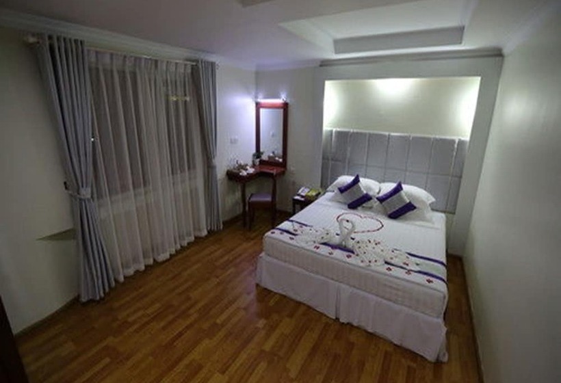 اتاق لوکس, The Hotel 78