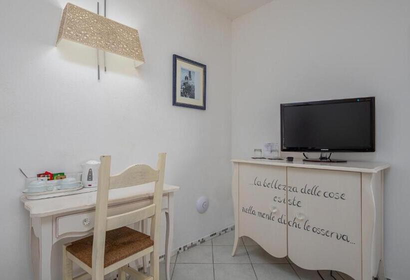 スーペリアールーム, The Pelican Beach Resort & Spa  Adults Only