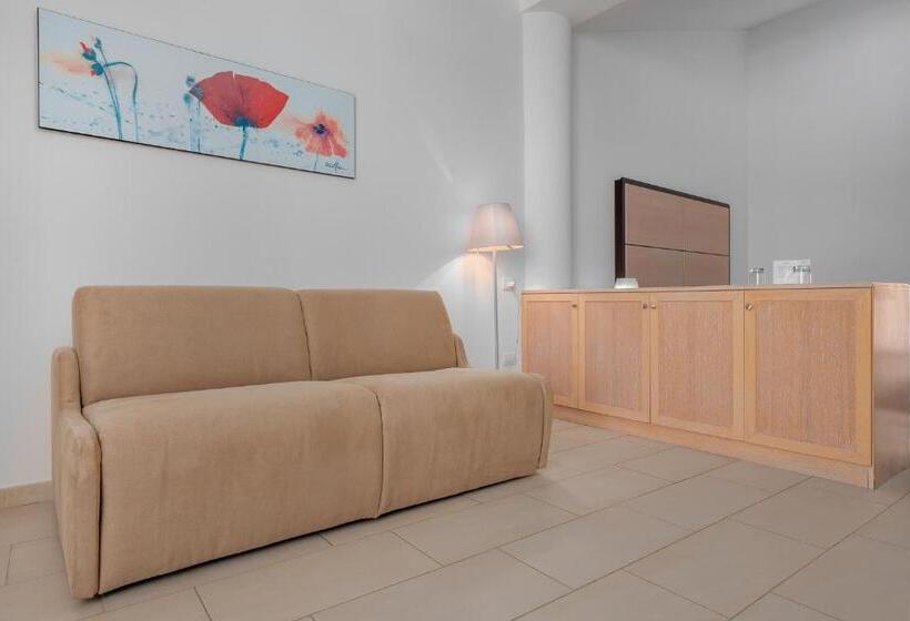 オーシャンビュースタンダードルーム, The Pelican Beach Resort & Spa  Adults Only