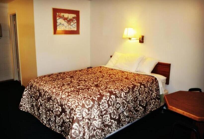 Номер Стандарт, Town House Motel & Pool Near Mt. Rushmore