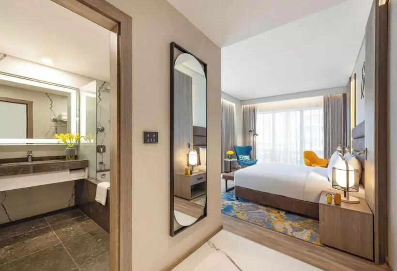 اتاق لوکس با چشم‌انداز دریا, Voco Dubai The Palm, An Ihg