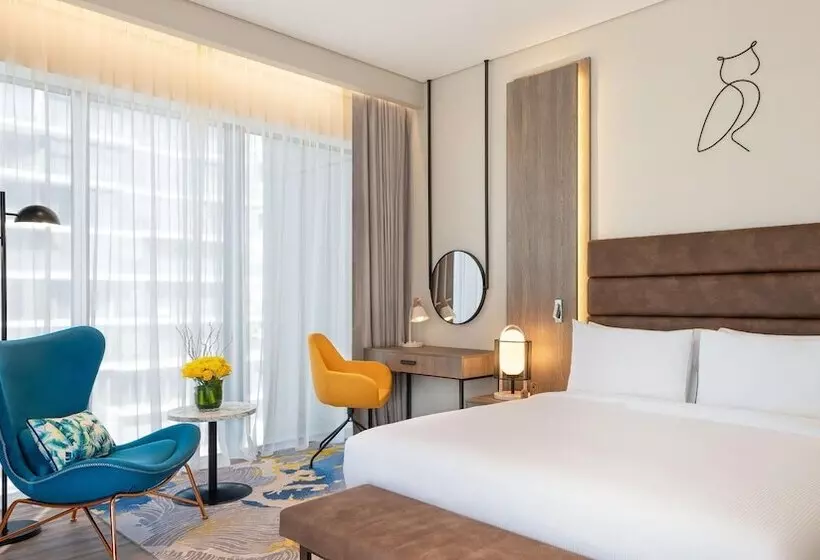مجموعه ویستا شهر, Voco Dubai The Palm, An Ihg