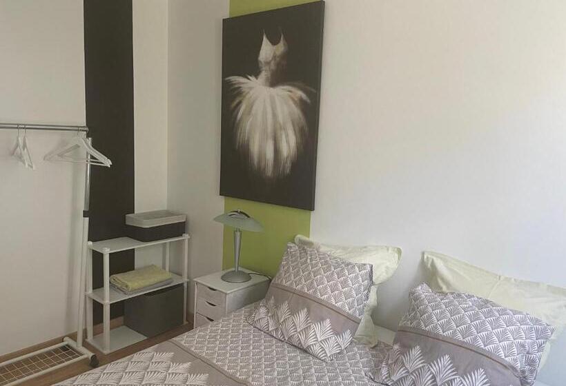 غرفة قياسية مطلّة علي الحديقة, Les Terrasses Des Gardies